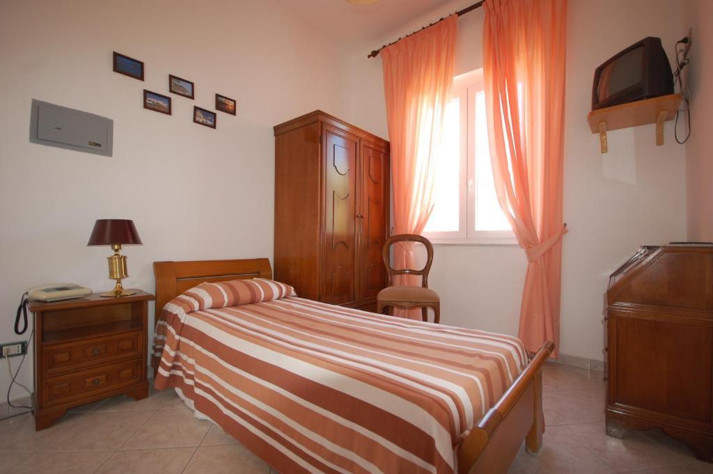 Hotel Terme Rosaleo Casamicciola Terme Стая снимка